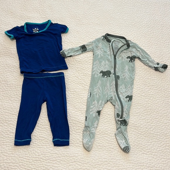 2 KickeePants outfits - Picture 1 of 1